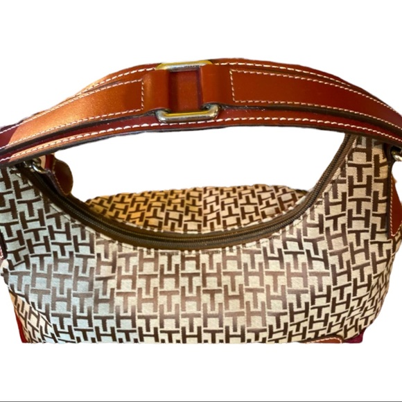 💐Cute💐 Tommy Hilfiger Monogram Satchel Bag Purse - Picture 7 of 9